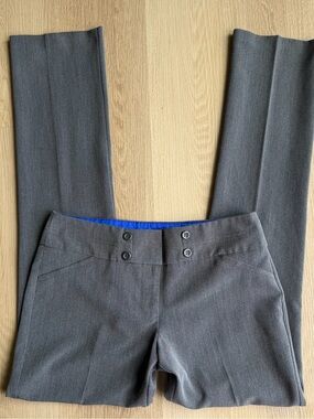 Flirtatious Gray Stretch Dress Pants Slim Flat Front Straight Leg 32"
